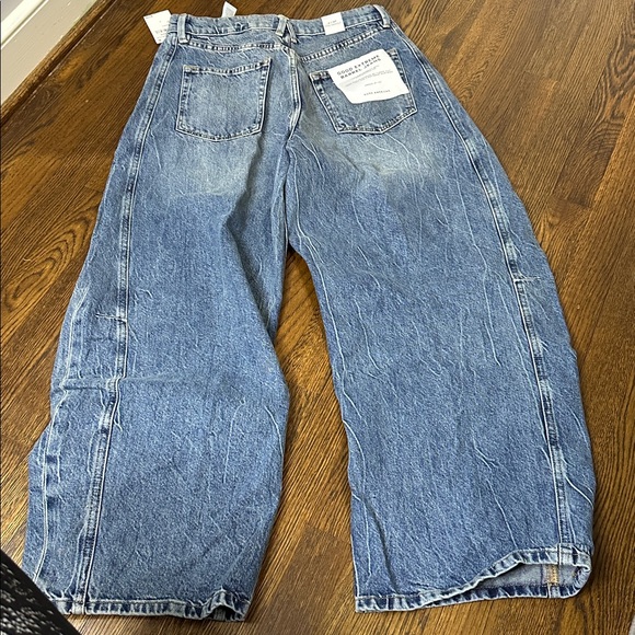 NWT- Good American Good Extreme Barrel Jeans - Size 27 - Picture 8 of 9